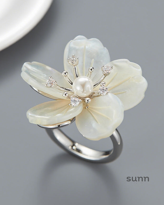 Jemma Bloom Mother-of-Pearl Ring [9C5DDUZE]