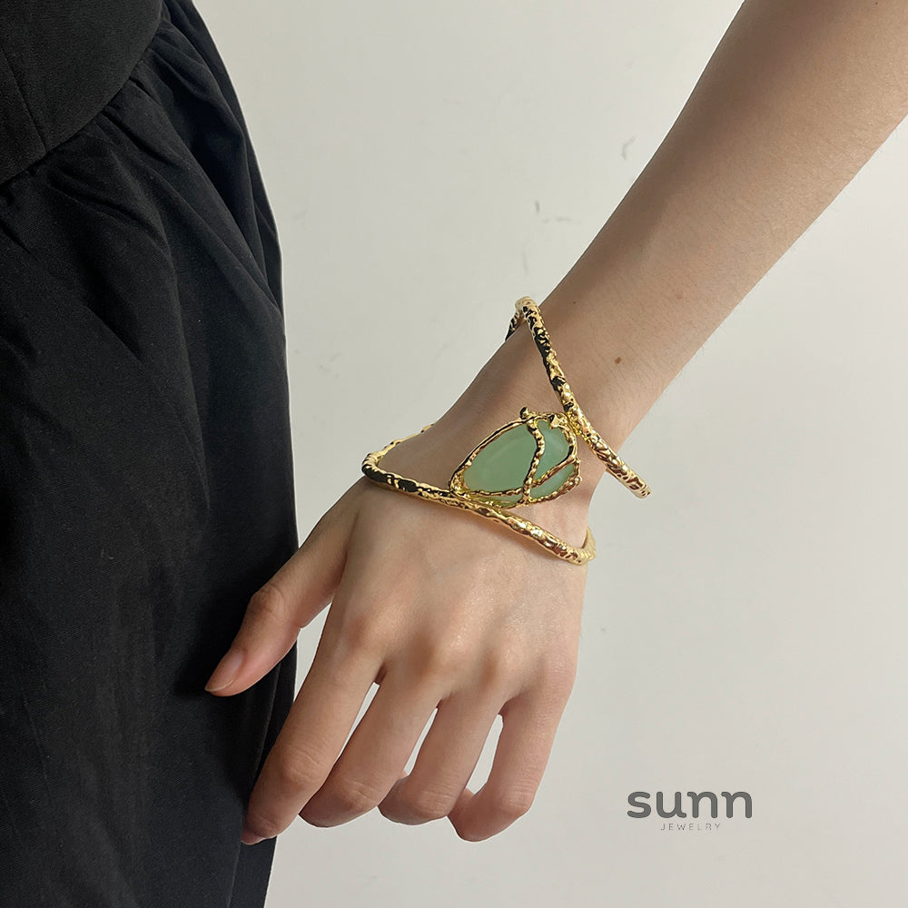 Jemma Gemstone Branch Cuff [9Y15B049]