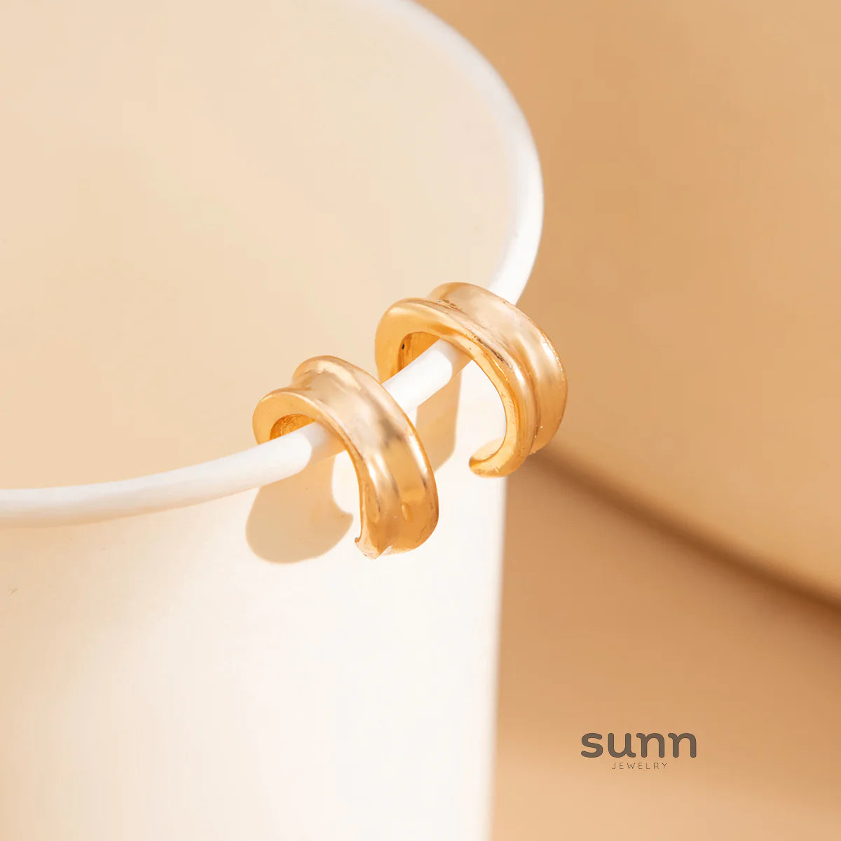 Jenavieve Irregular C-Shape Ear Cuff