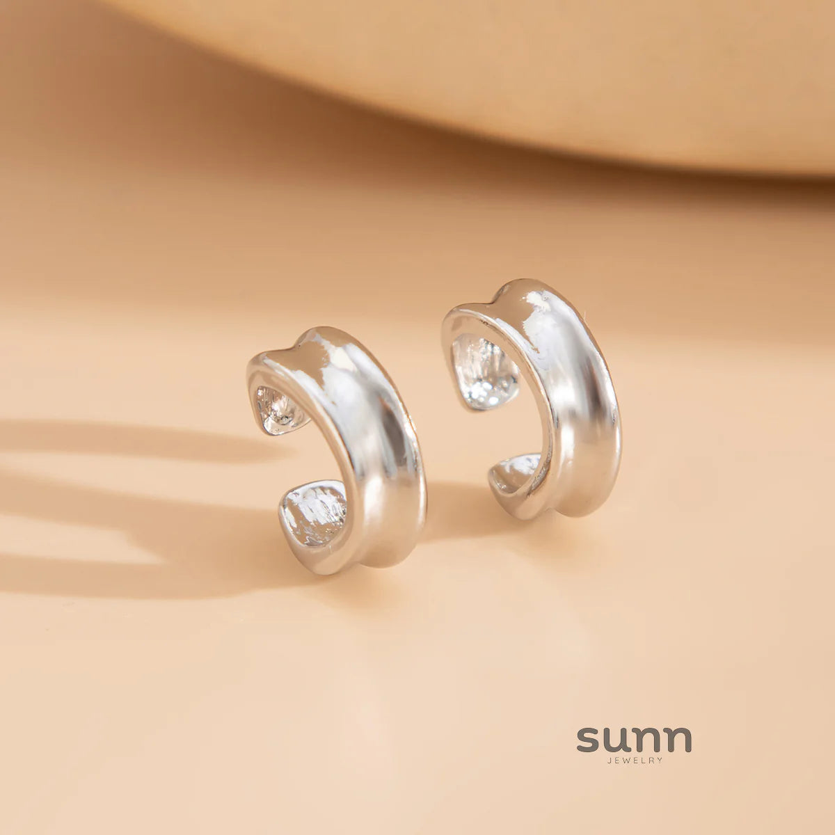 Jenavieve Irregular C-Shape Ear Cuff