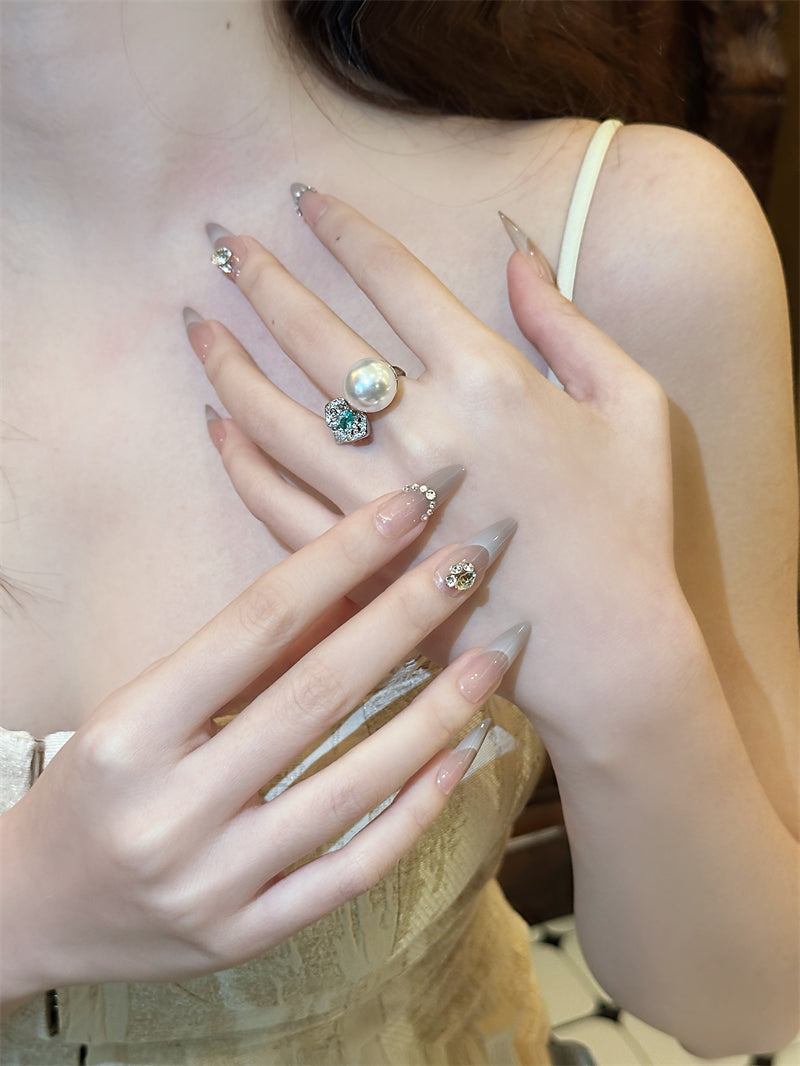 Jenna Asymmetric Pearl Ring [57XRBPLB]