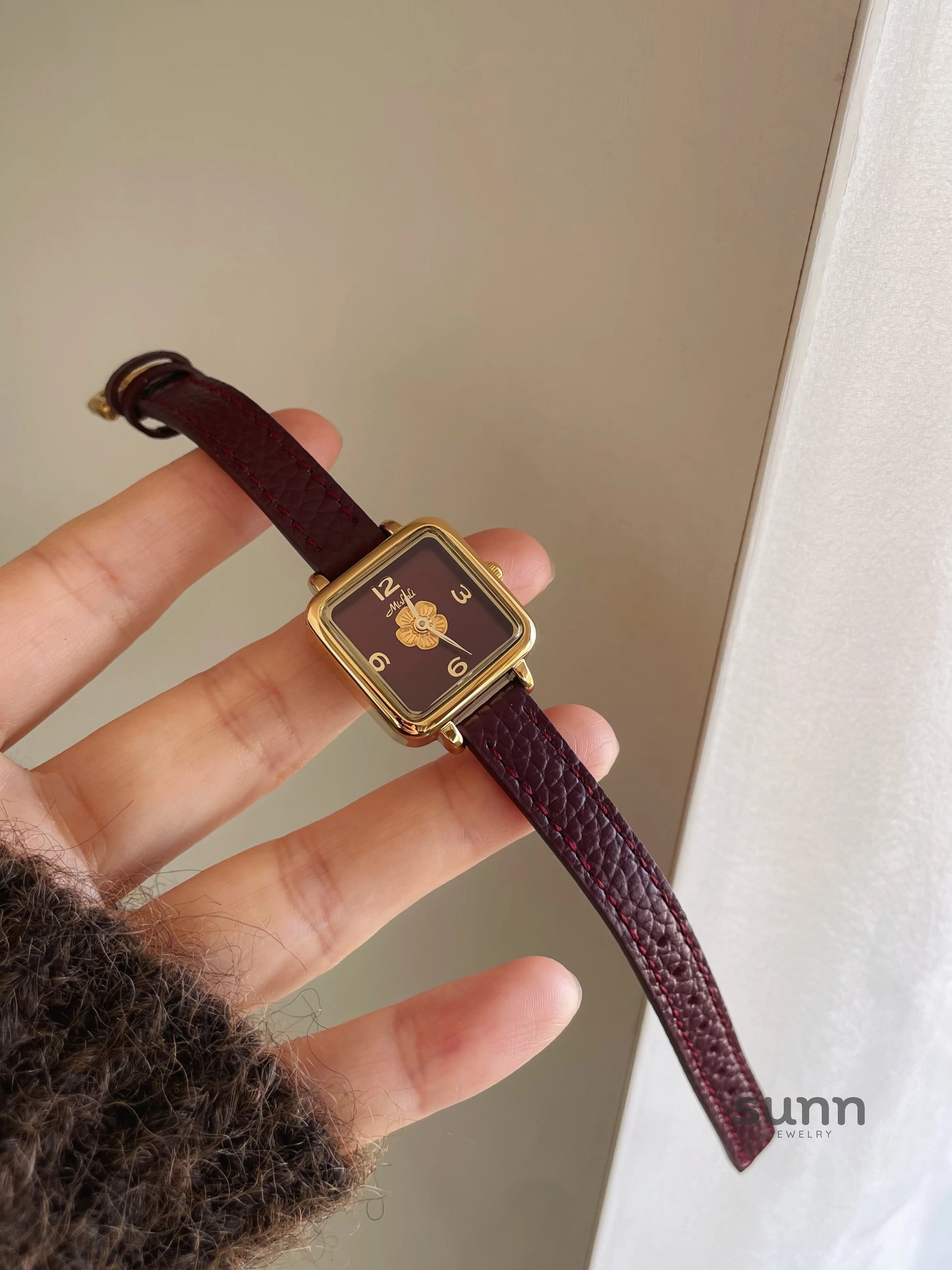Jenna Vintage Quartz Watch