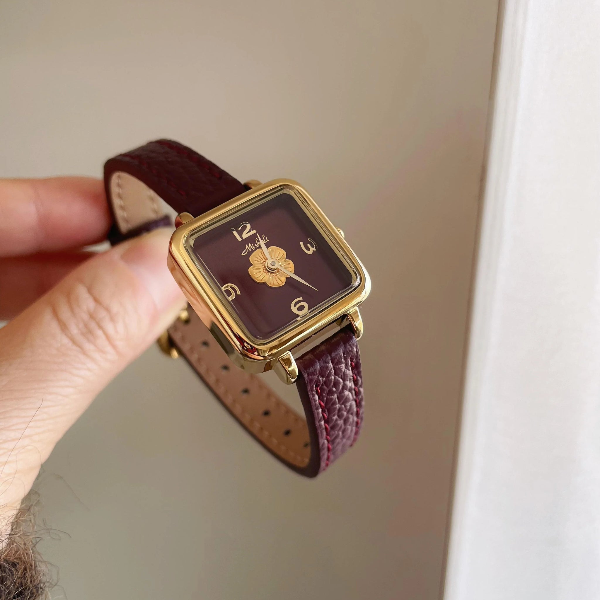 Jenna Vintage Quartz Watch