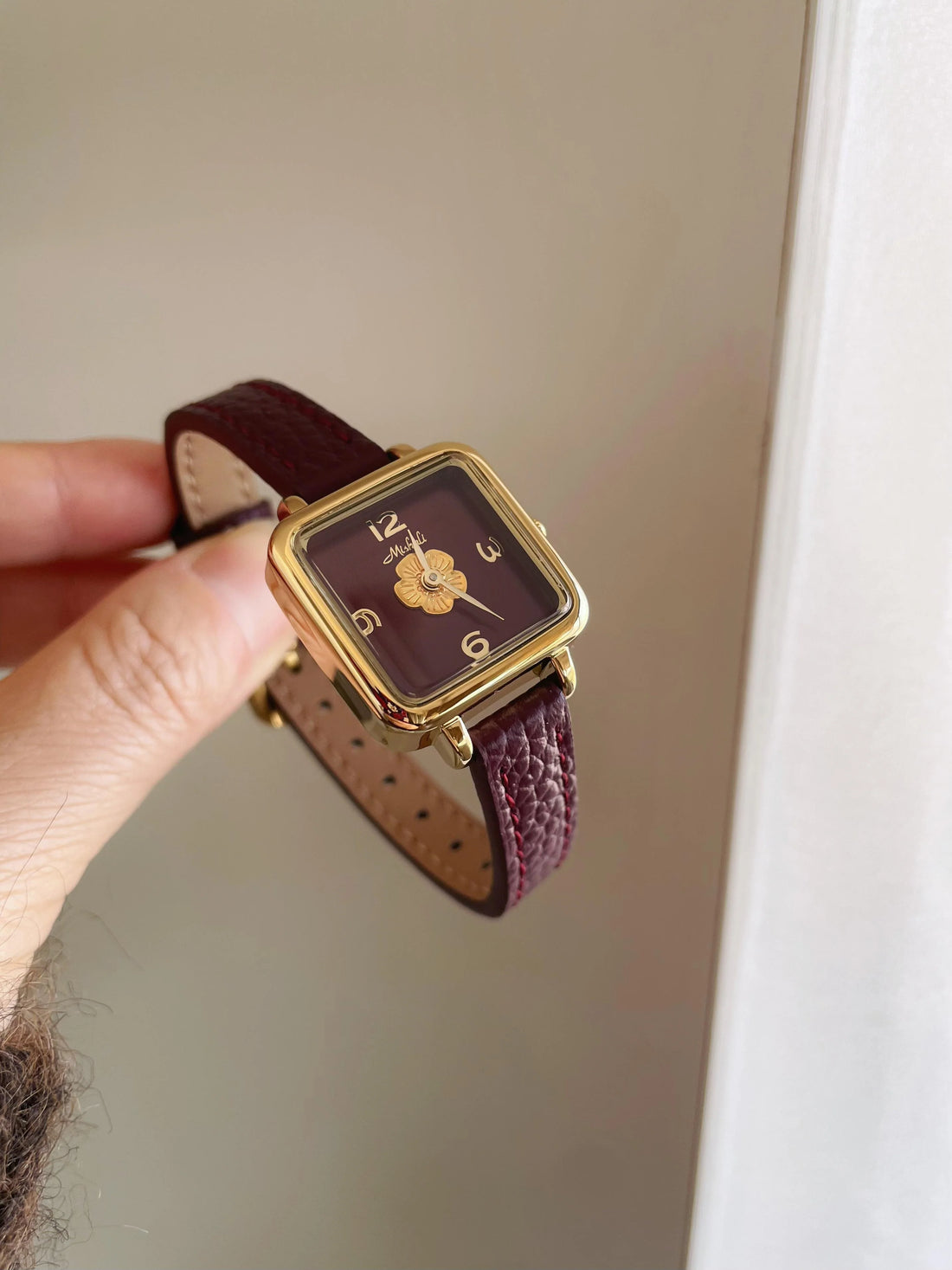 Jenna Vintage Quartz Watch