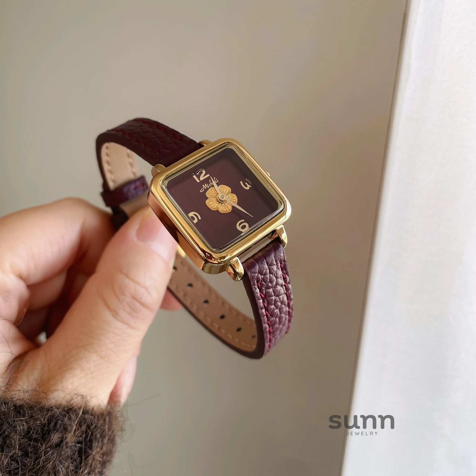 Jenna Vintage Quartz Watch