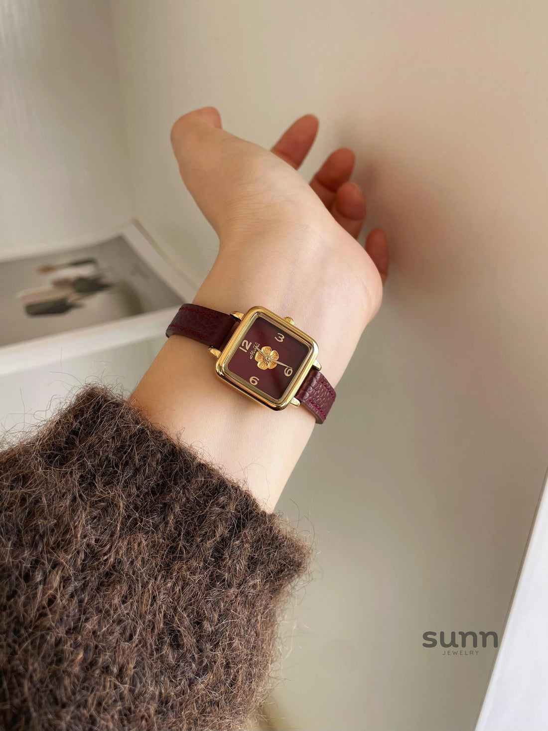 Jenna Vintage Quartz Watch