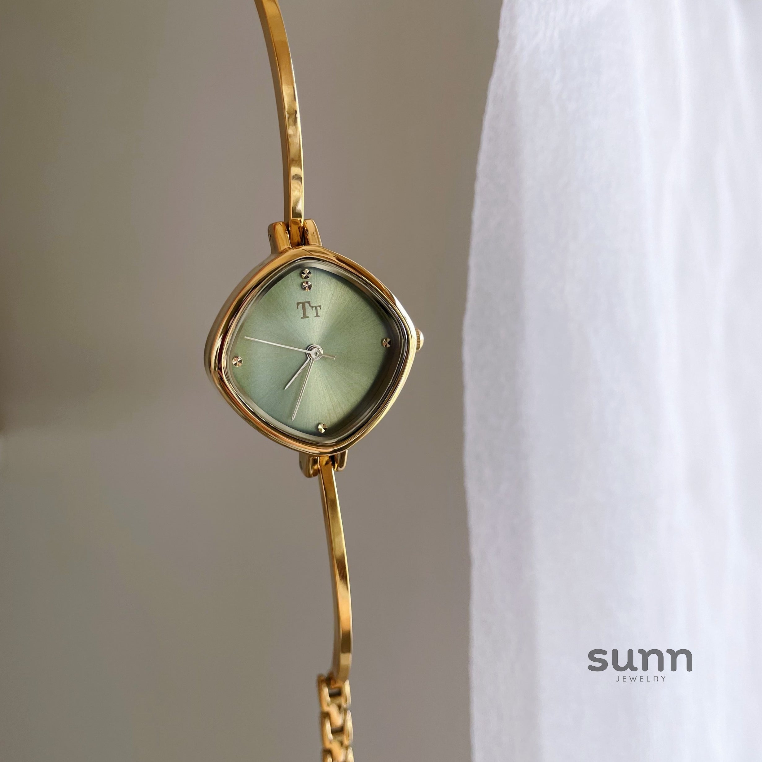 Jensen Square Green Bracelet Watch [4A34YIJ9]