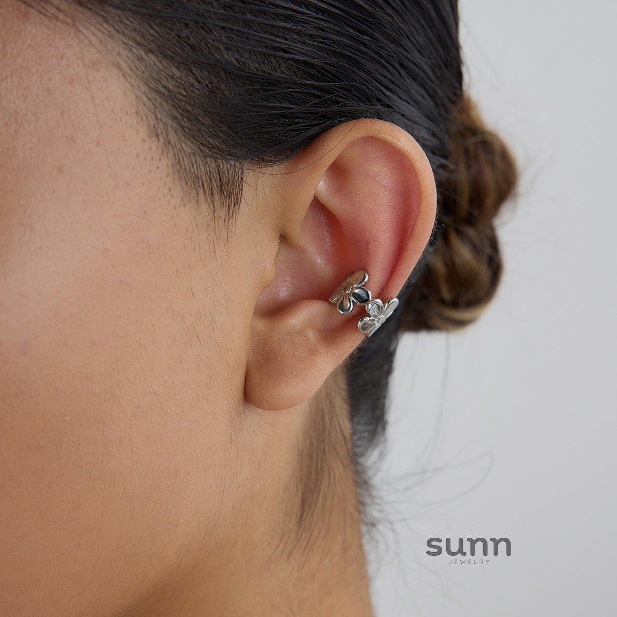 Jentry Floral Ear Cuff [6GJG4JI8]
