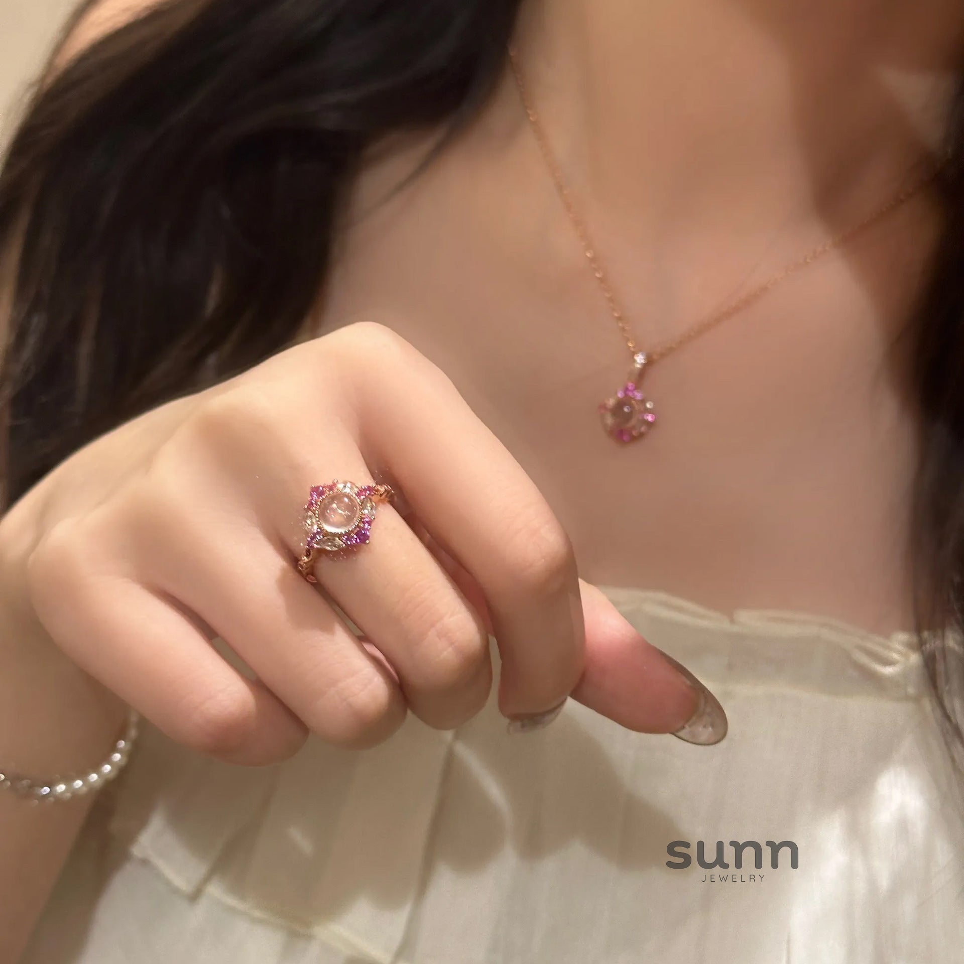 Jentry Rose Quartz Bloom Set [D1B8ZD3Y]