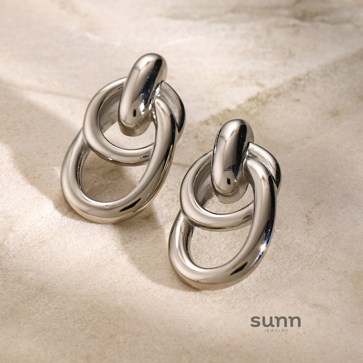 Jesse Winding Hoop Earrings [MHMK04HO]