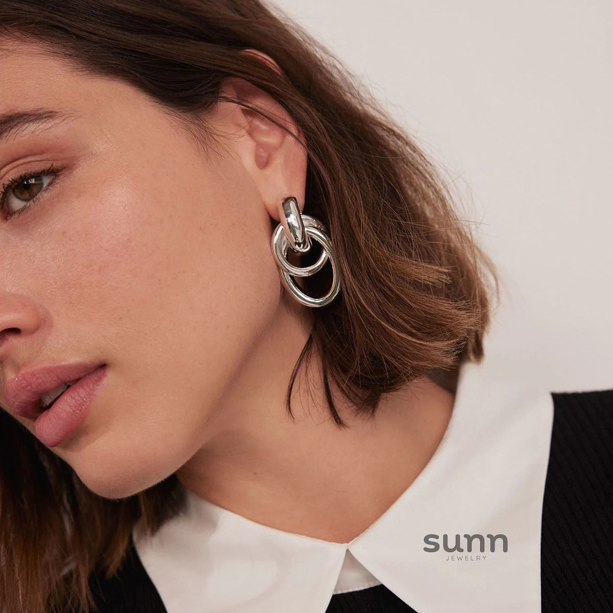 Jesse Winding Hoop Earrings [X708DVEF]
