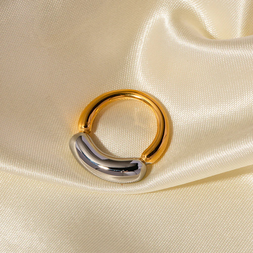 Jessi Gold Sculptural Ring