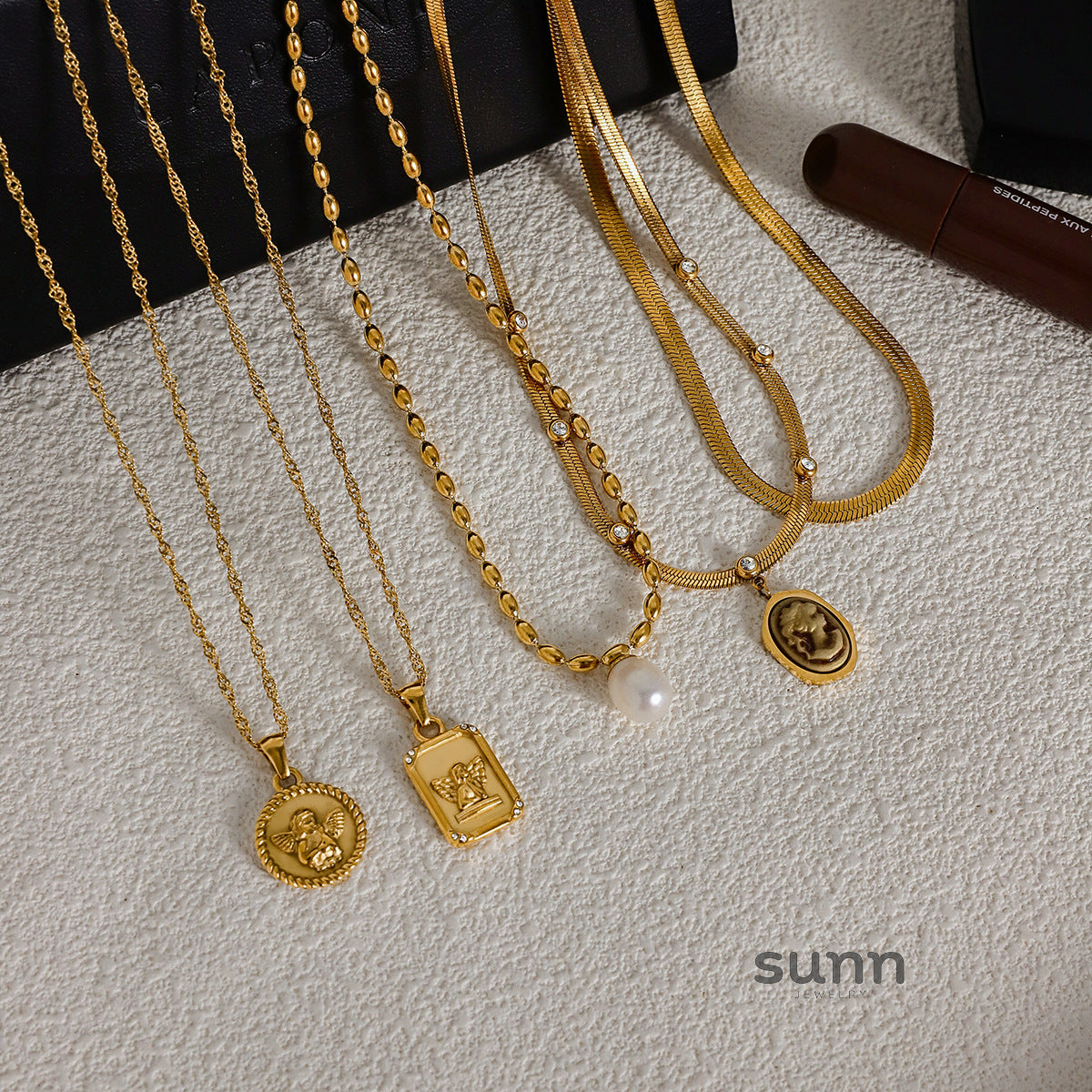 Jessie Angel Pendant Necklace [5XHOGSAX]