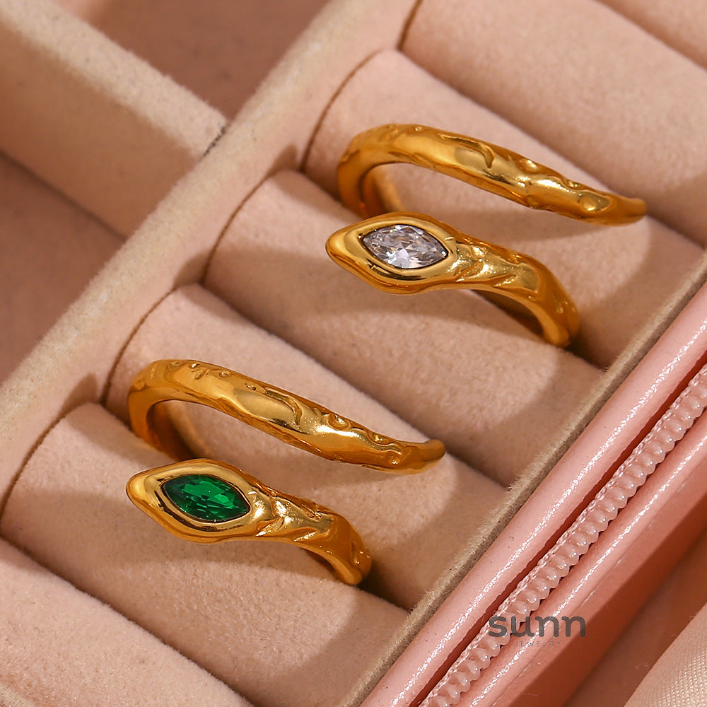 Jesslynn Asymmetrical Snake Ring [XBJO2V10]
