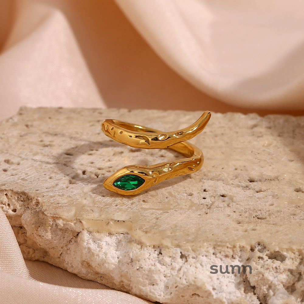 Jesslynn Asymmetrical Snake Ring [4DM2UY9J]