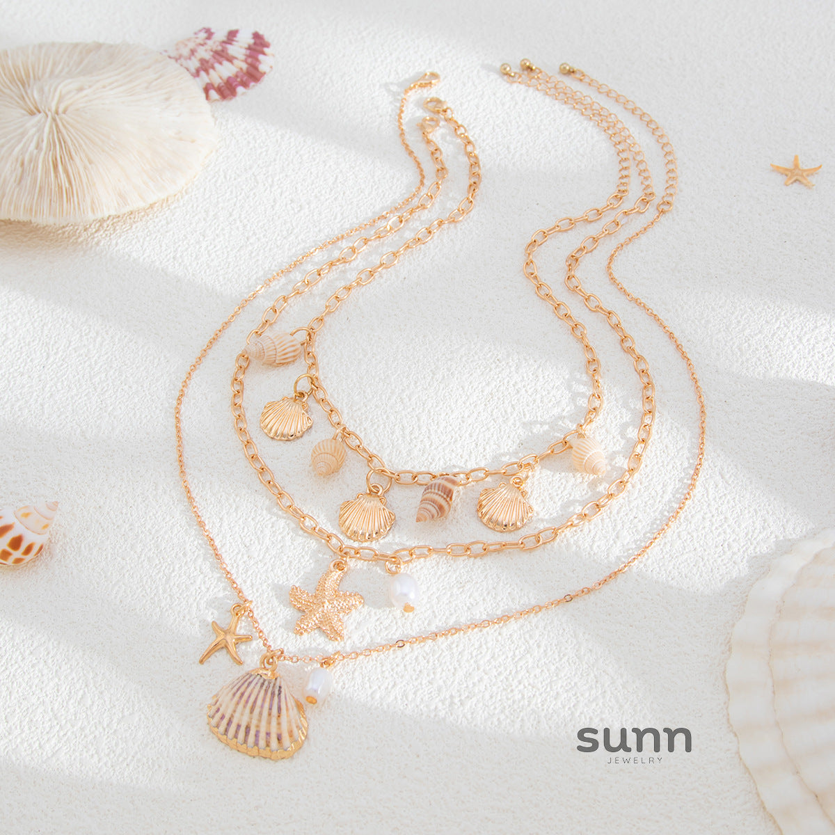 Jiana Layered Ocean Charm Necklace [IGO78C5W]
