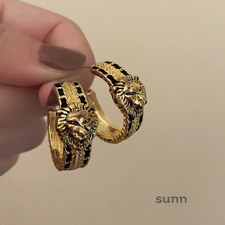 Jianna Baroque Tiger Hoop Earrings [G3O0DKRK]