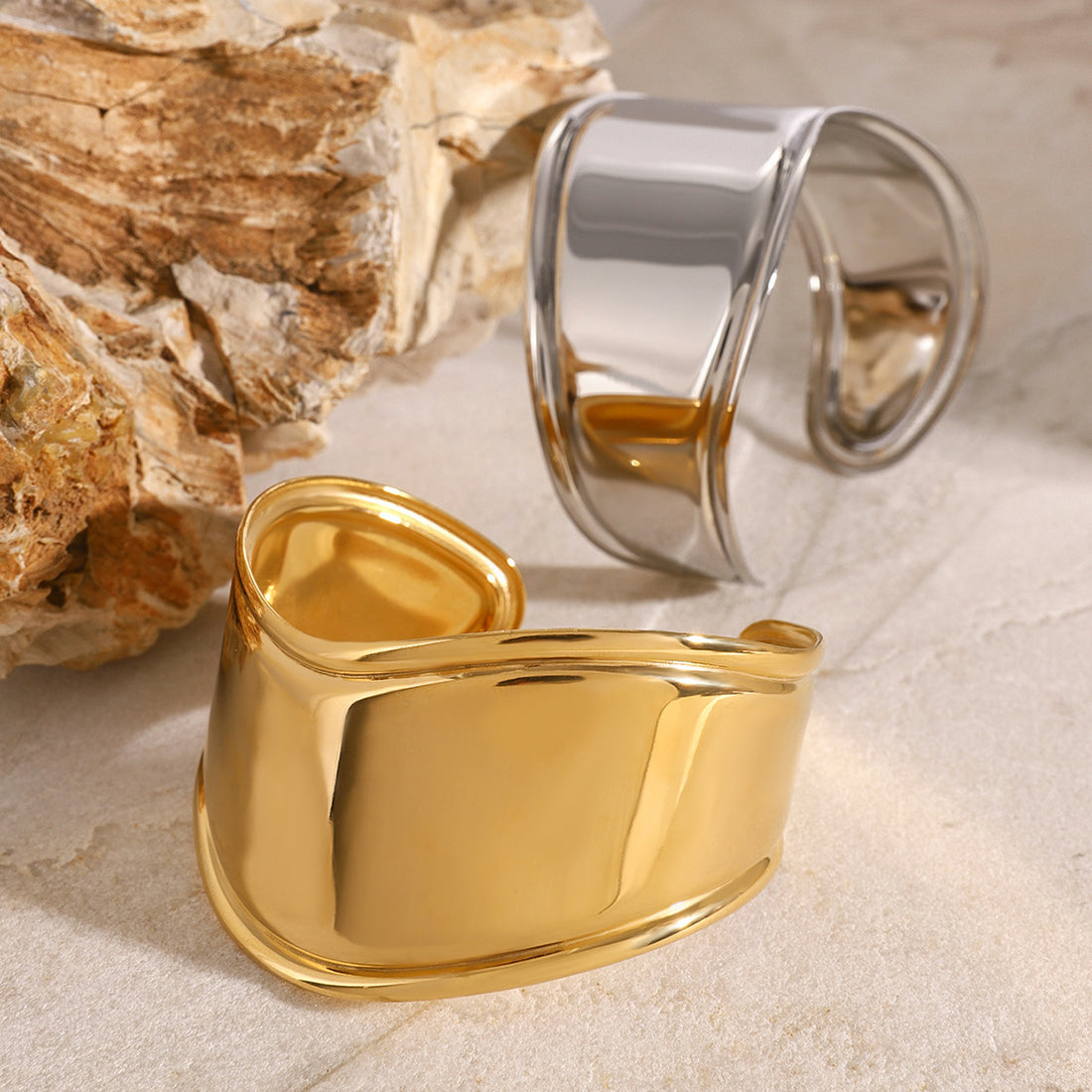 Joanne Gold Cuff Bracelet [RWP0D6J5]