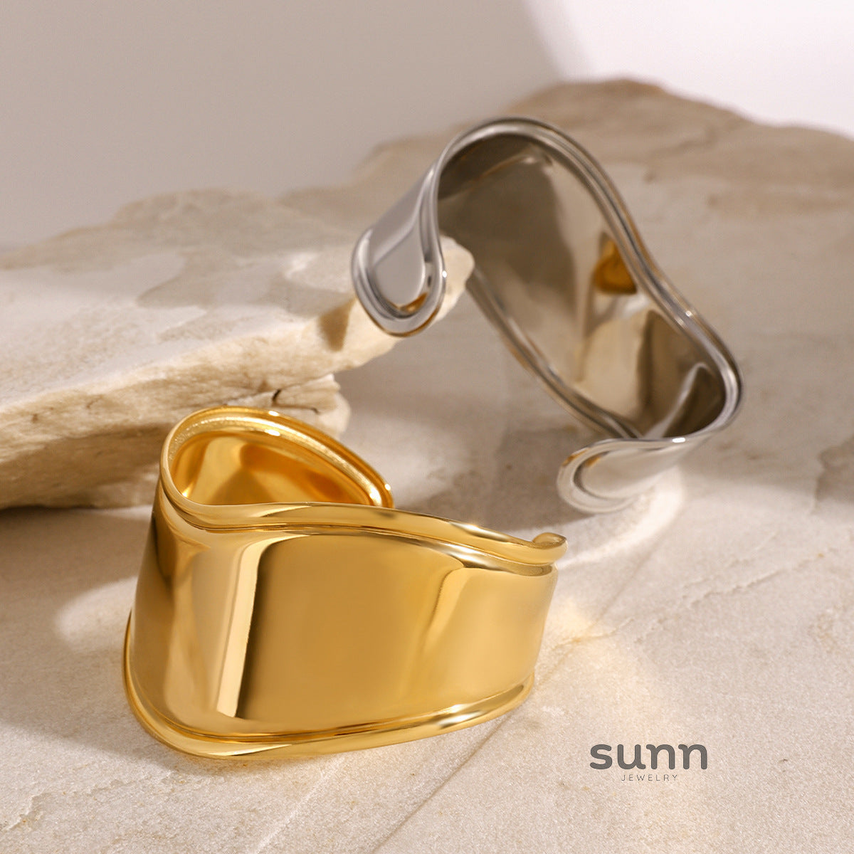 Joanne Gold Cuff Bracelet [1PHWFWGC]