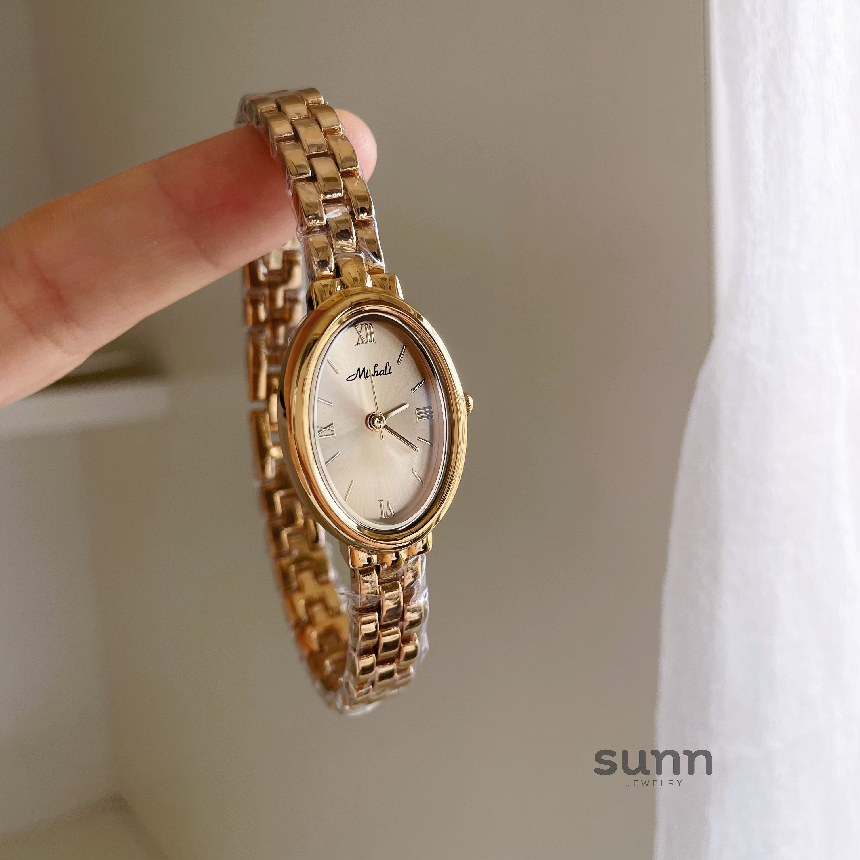 Joella Oval Steel Watch [Z89FQ2ZN]