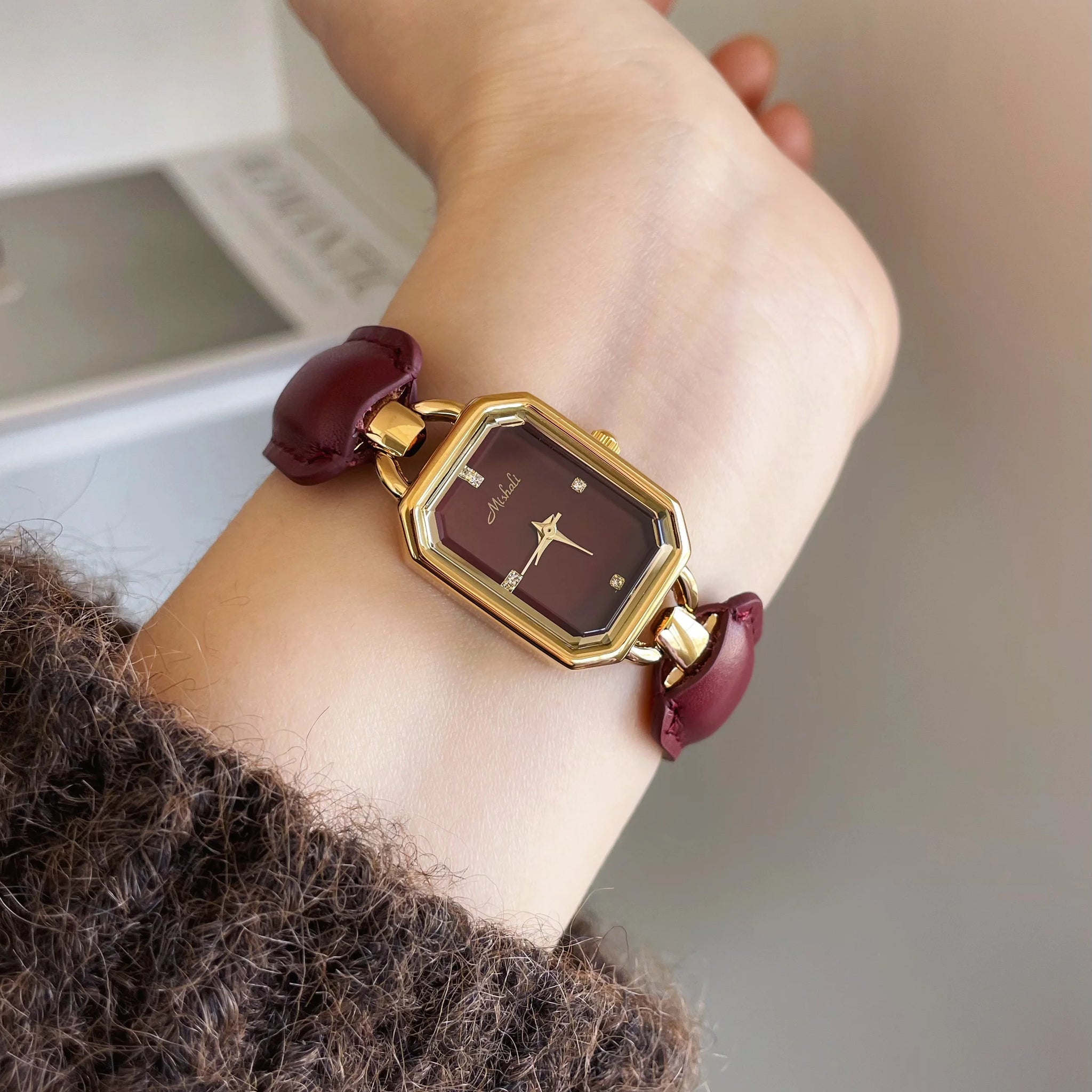 Joelle Luxe Chain Watch