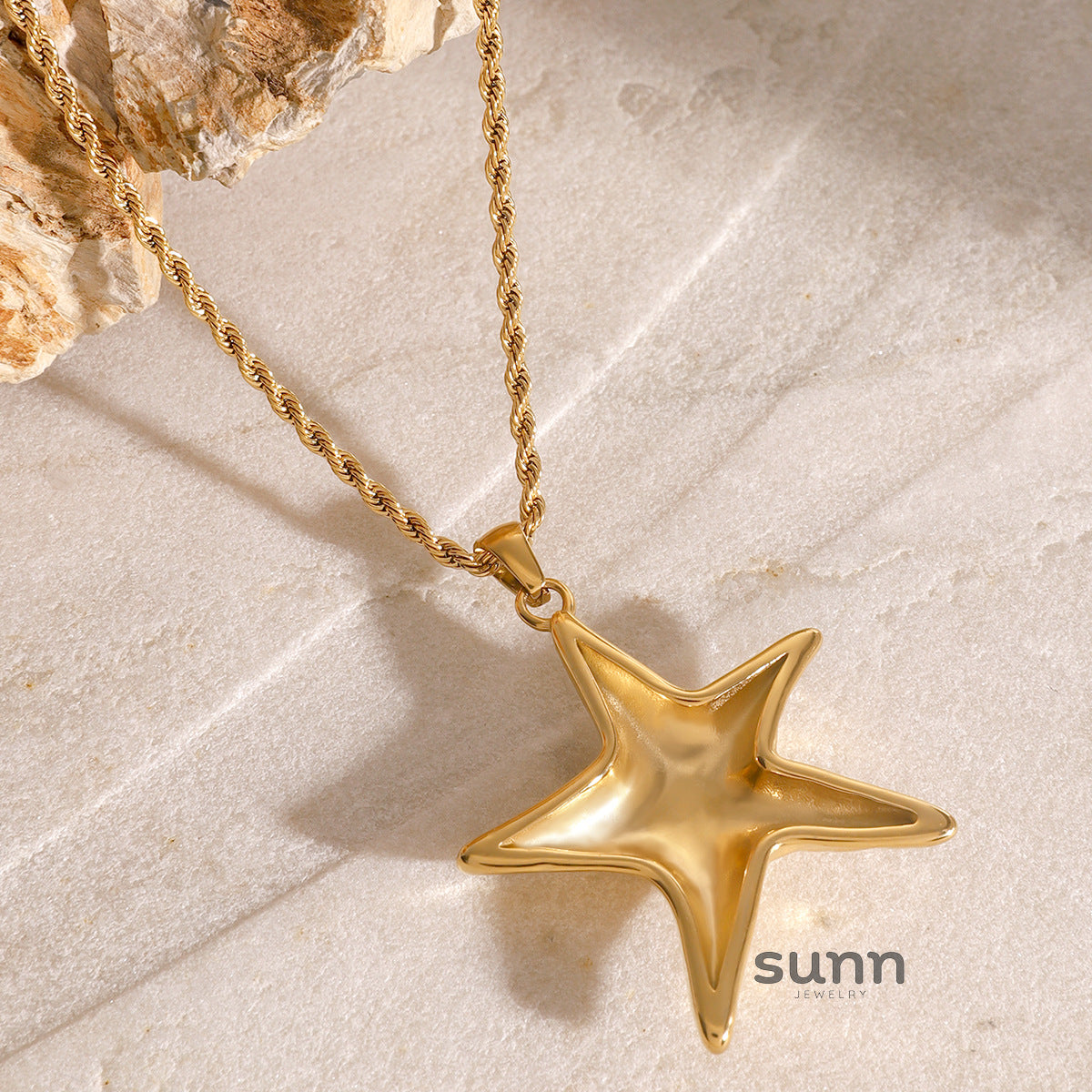 Johannah Starfish Pendant Necklace [LJM1DR8P]