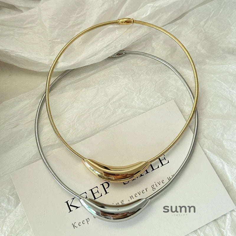Johnna Sculpted Metal Choker