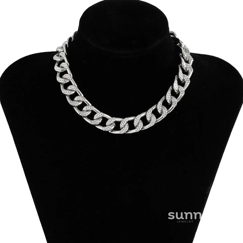 Joi Modern Textured Necklace