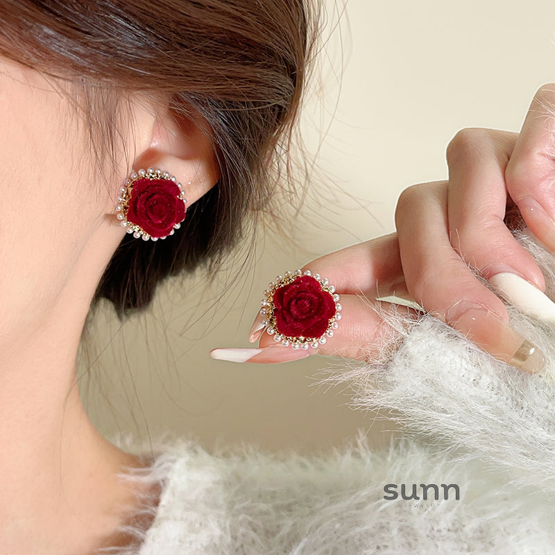 Joleen Floral Drop Earrings [Z8FZI455]