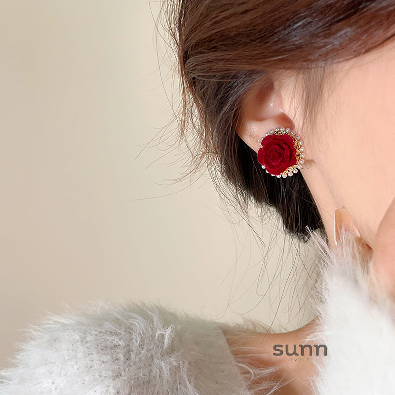 Joleen Floral Drop Earrings [APNPJ399]