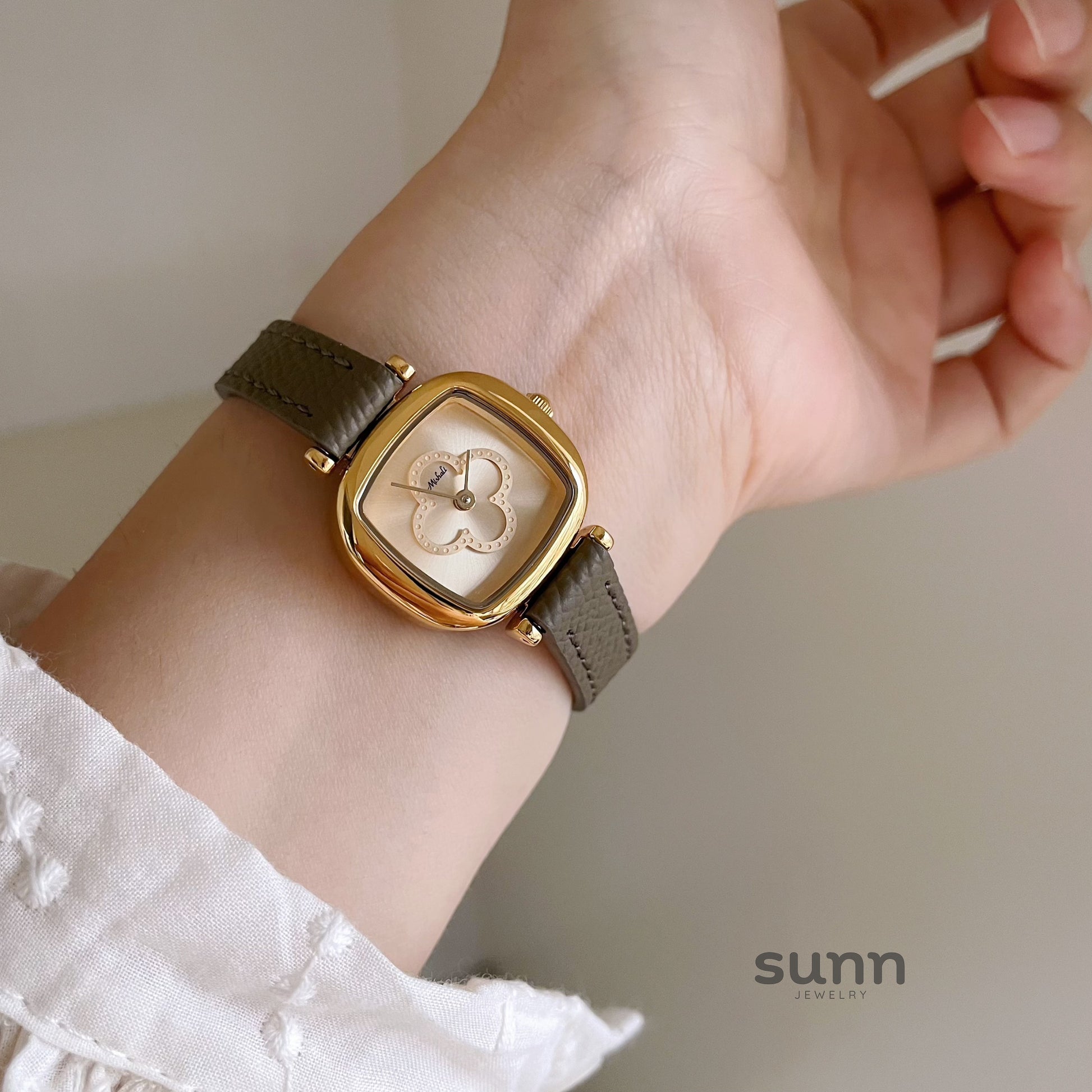 Joleen Leather Square Watch [L25ITA0E]