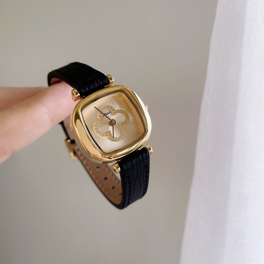 Joleen Leather Square Watch [U8SAIFIM]