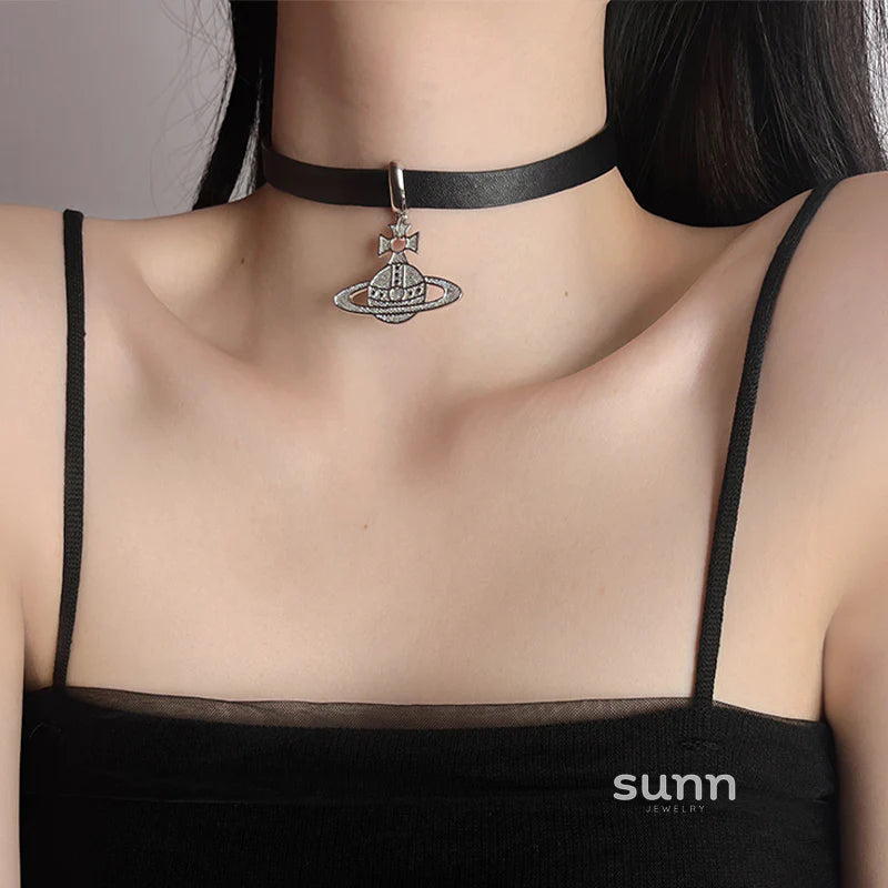 Jolene Gothic Leather Choker