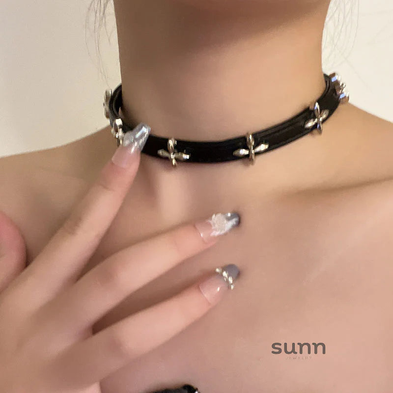 Jolene Gothic Leather Choker