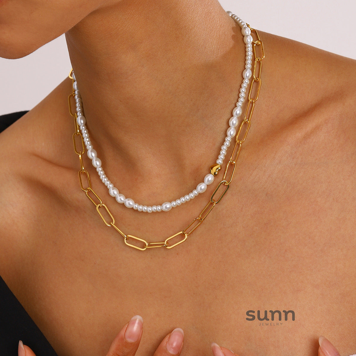 Jonah Geometric Bar Necklace [HKI4NYMP]