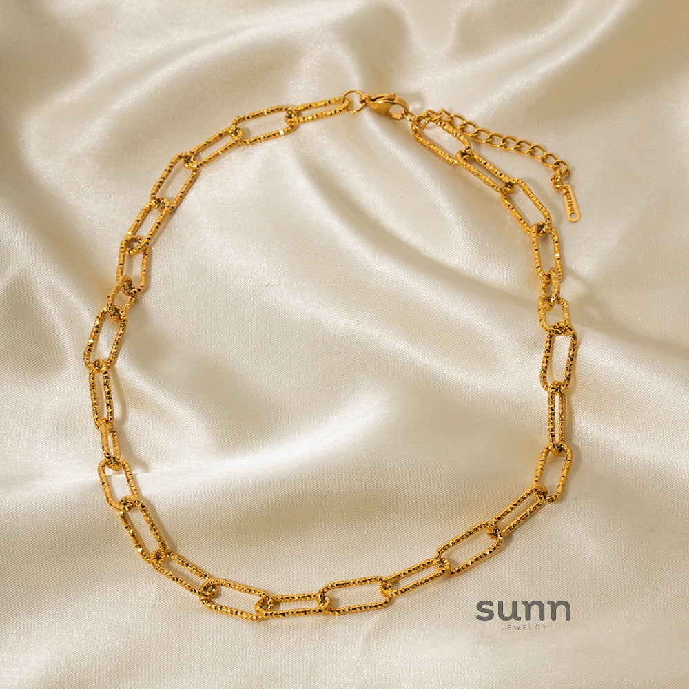 Jonah Geometric Bar Necklace [I6PZ7MXK]