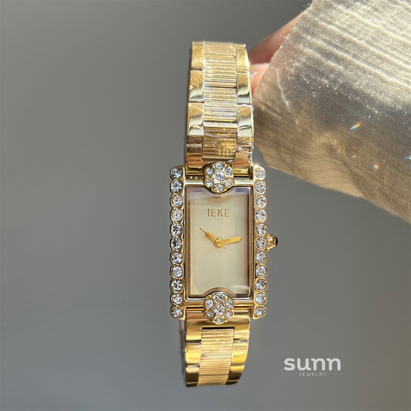 Jordyn Camellia Diamond Watch [LXIJH7LM]