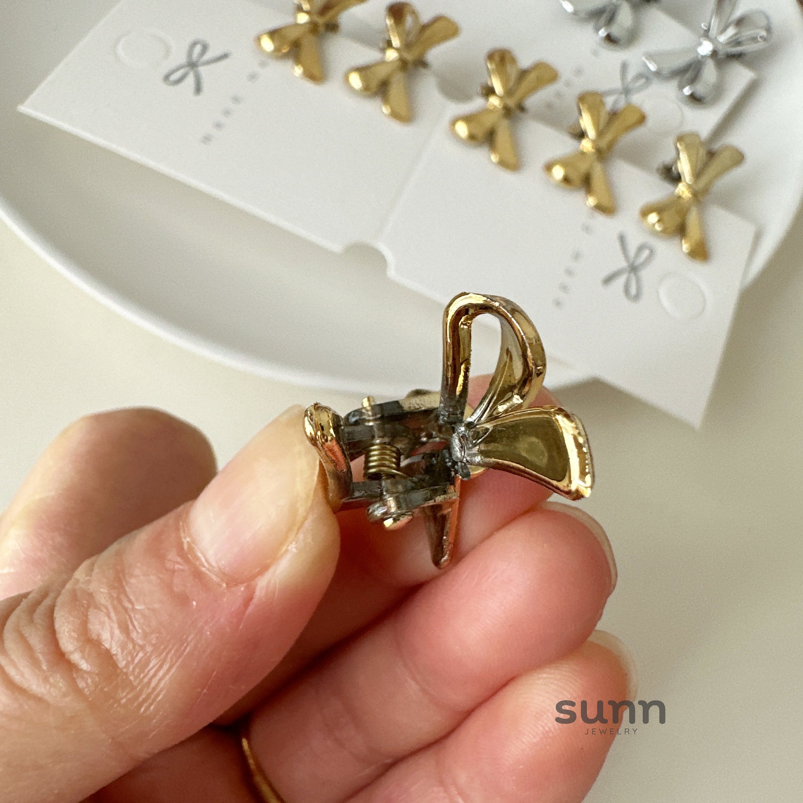 Jordyn Rhinestone Bow Clips [D9OTDYO8]