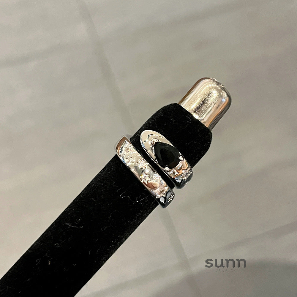 Joselynn Double Layer Index Ring [WLA6WB2Z]