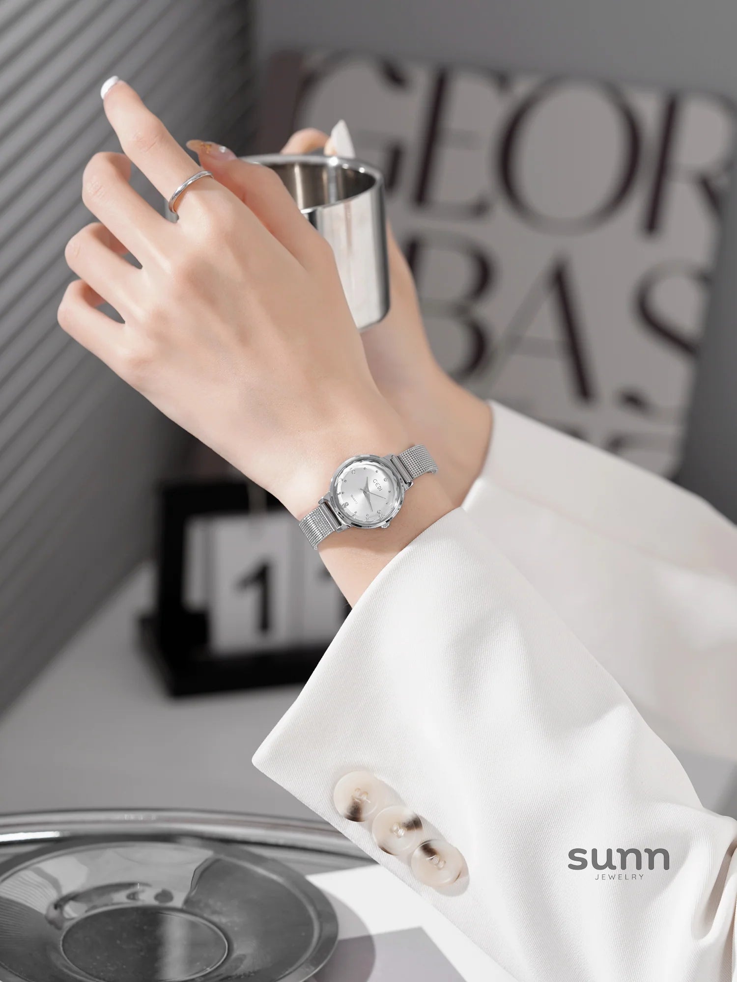 Joselynn Elegant Mesh Watch
