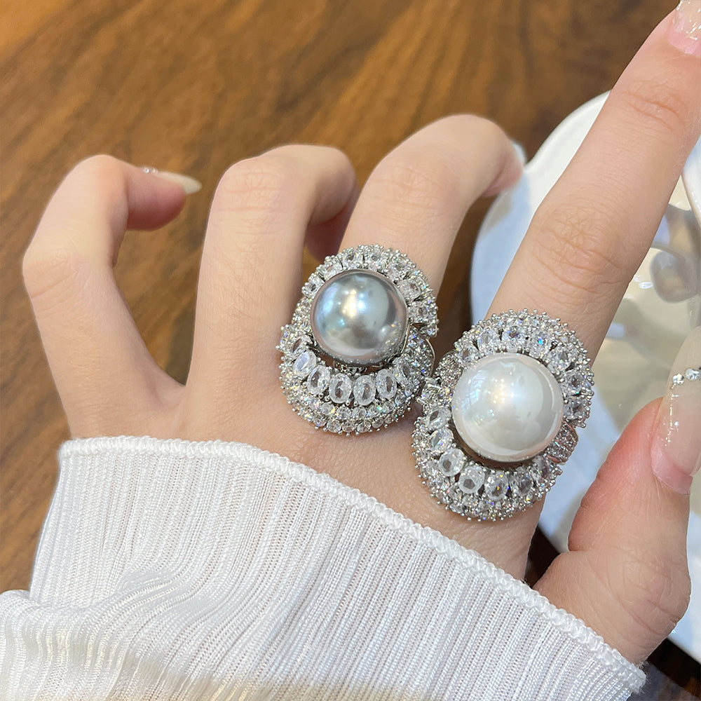 Josephina Pearl Statement Ring [3MXREU1J]