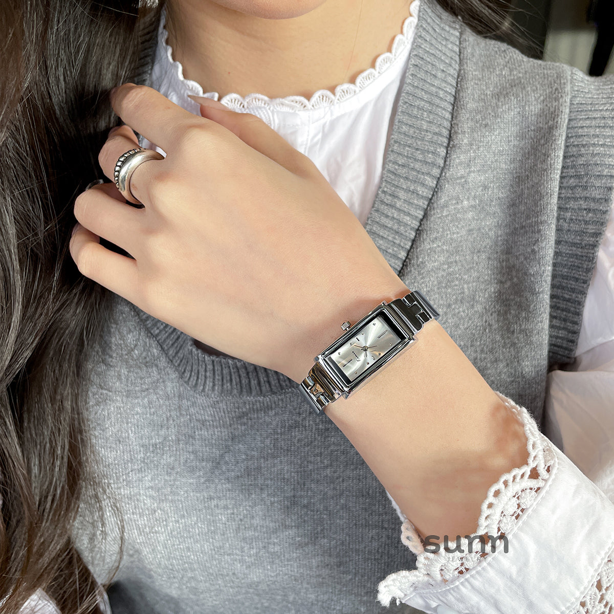 Josette Rectangular Bracelet Watch [XSS6YGQG]