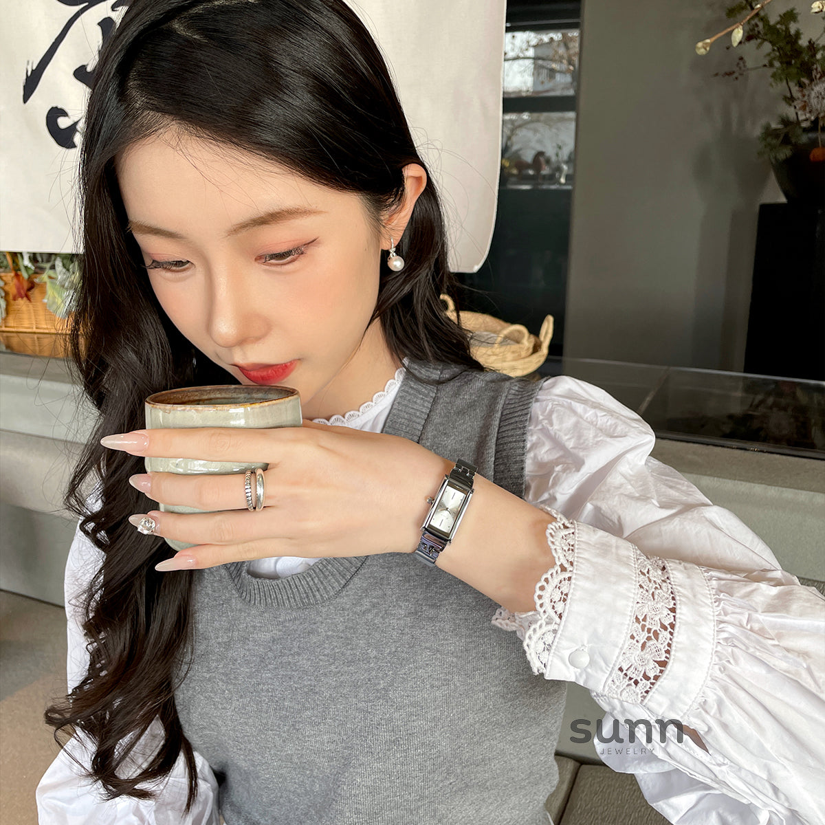 Josette Rectangular Bracelet Watch [BGM459TT]