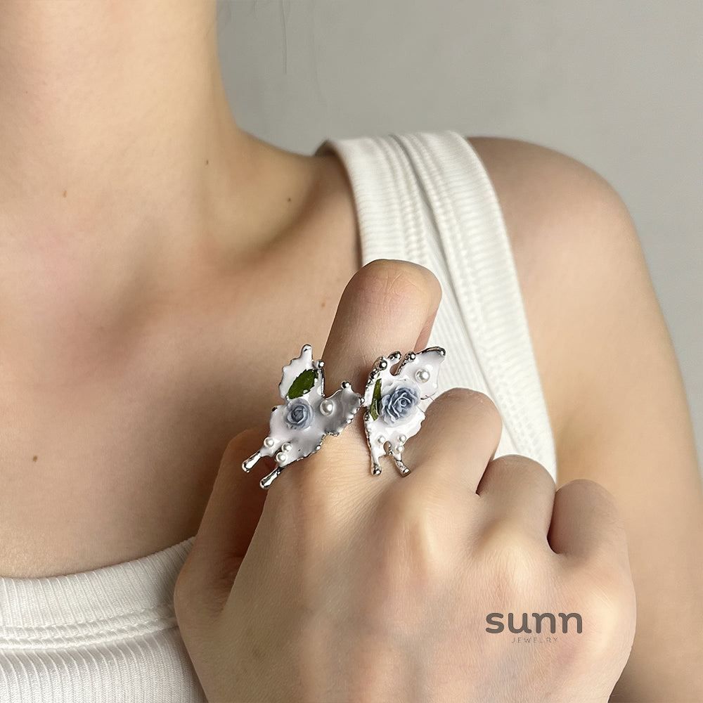 Josey Chinoiserie Butterfly Ring [RRJK7QCC]