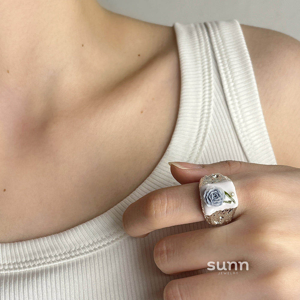 Josey Chinoiserie Butterfly Ring [OL2728J5]