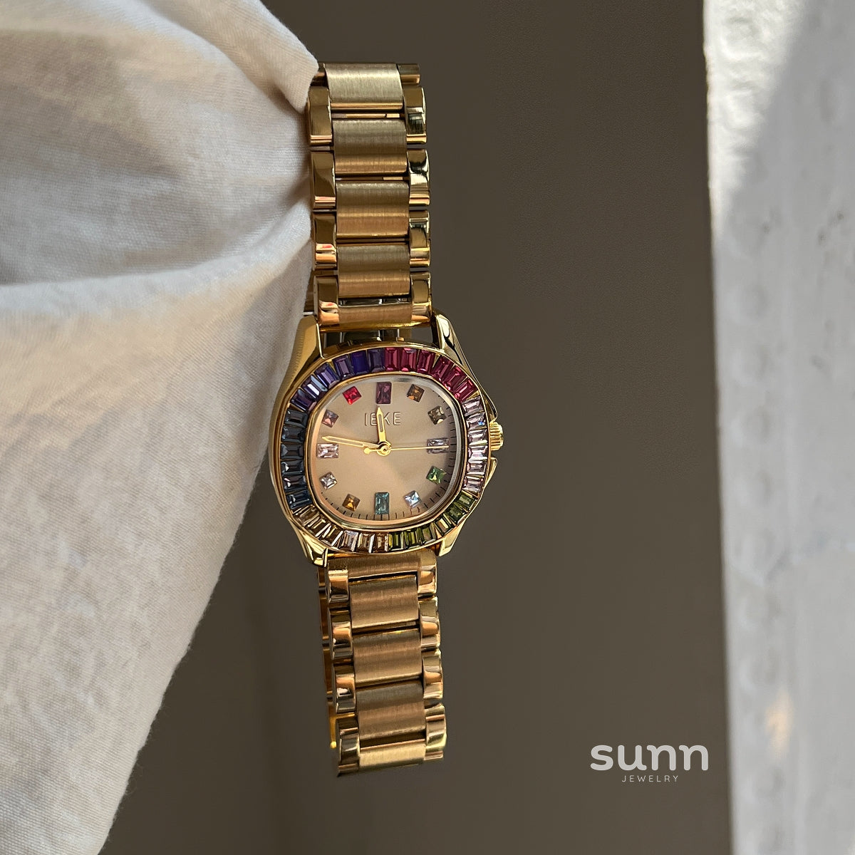 Josey Elegant Crystal Watch [ZENV1BGX]