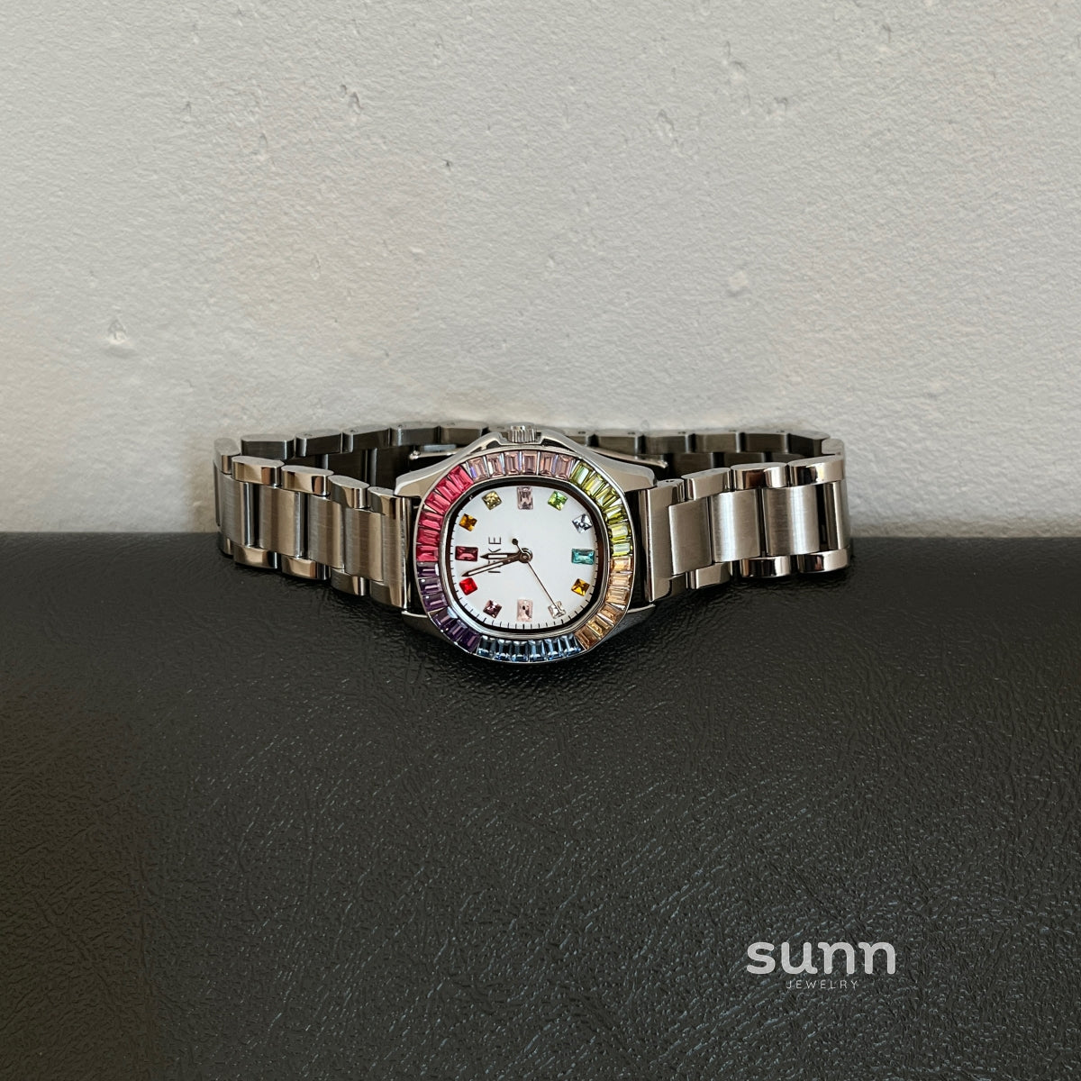 Josey Elegant Crystal Watch [5O7192X8]