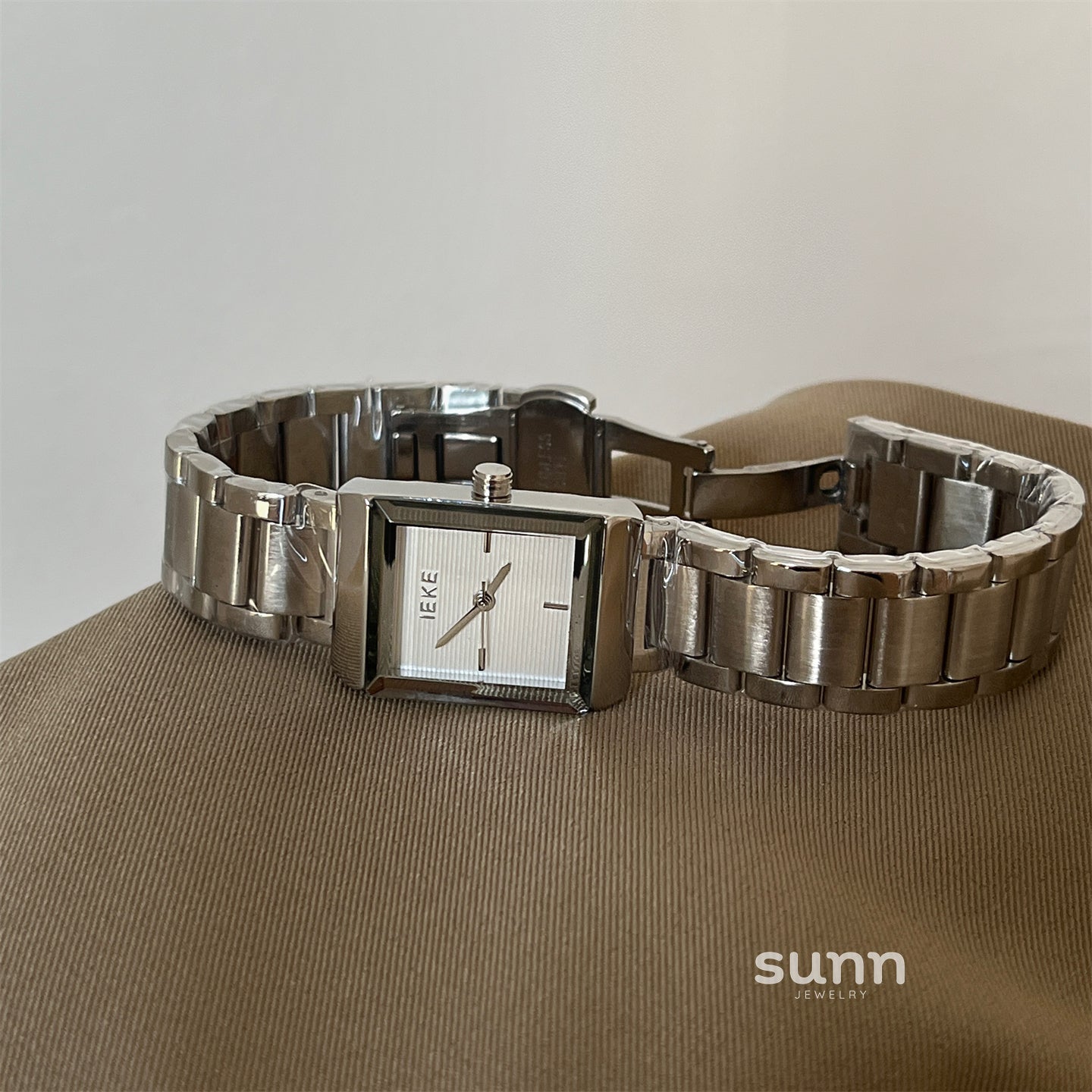 Joshlynn Elegant Square Watch [KGU45AYH]