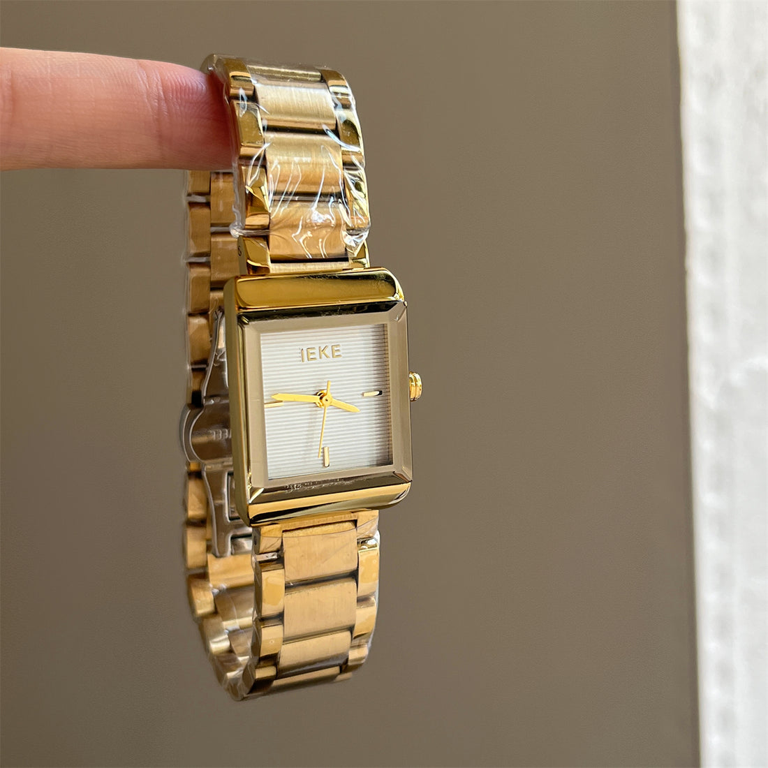 Joshlynn Elegant Square Watch [87RBKLYL]