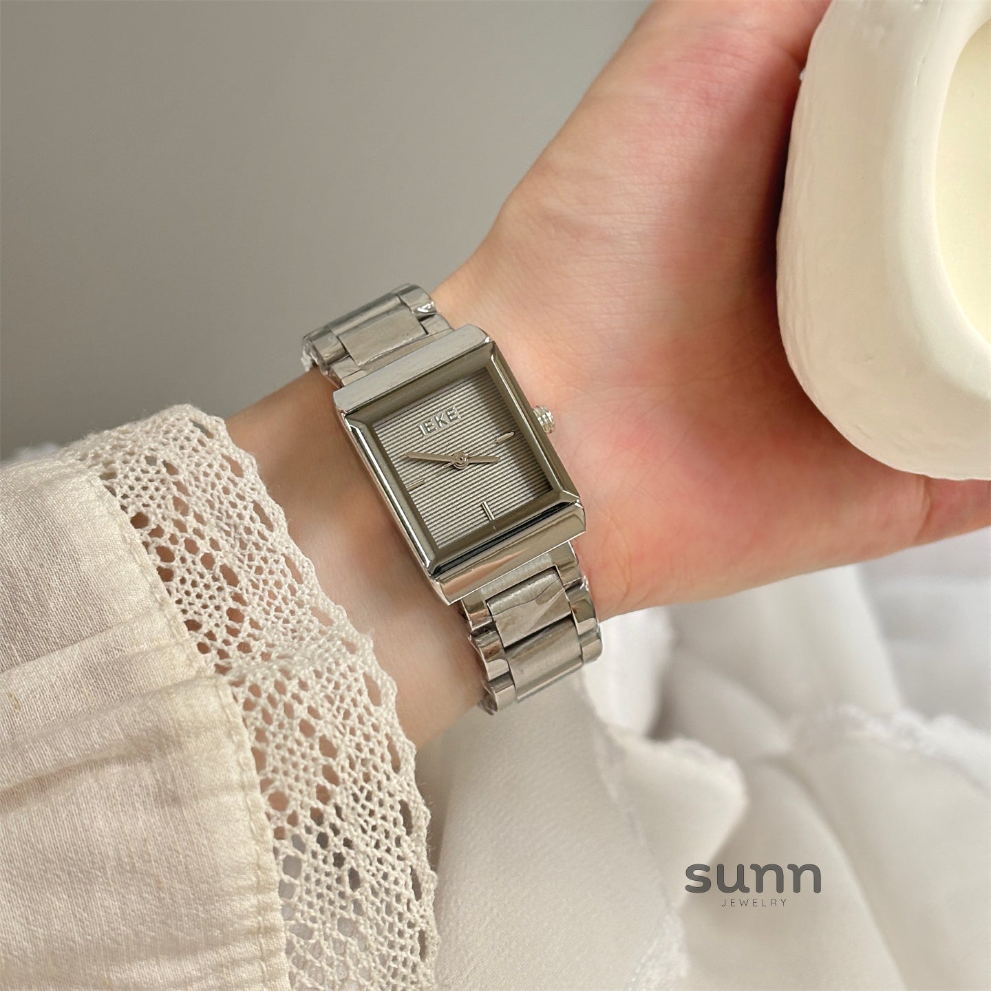 Joshlynn Elegant Square Watch [J8QAQ99Y]